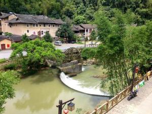 Foto de la galería de Longyan Yongding Tulou Mengtian Inn en Yongding 21 fotos más