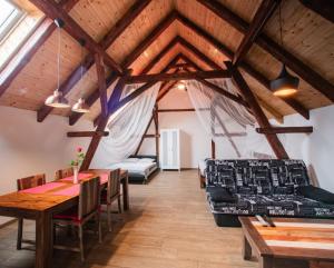 Posedenie v ubytovaní Penzion Na barokní cestě Wellness & Spa