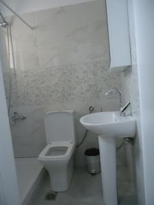 Koupelna v ubytování Kallithea Studios