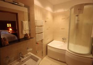 Koupelna v ubytování Hotel Sahara