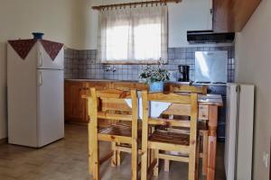 Kuchyň nebo kuchyňský kout v ubytování Seaview Studio Helen No 15