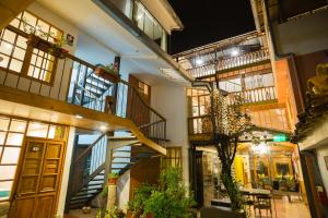 Bangunan di mana terletaknya hotel