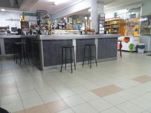 Lounge nebo bar v ubytování Hostal Residencia Delfin