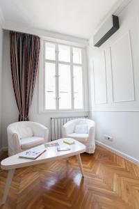 Posedenie v ubytovaní Chic & Charm Apartment
