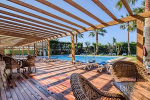 Бассейн в Dulce Nombre Hotel - Apartamentos или поблизости