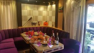 Φωτογραφία από το άλμπουμ του Family Hotel Emaly Green σε Sapareva Banya +58 φωτογραφίες