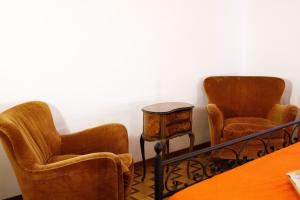 A seating area at Casanna