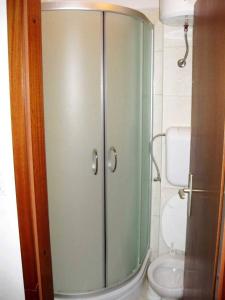 Kúpeľňa v ubytovaní Apartman Čupić