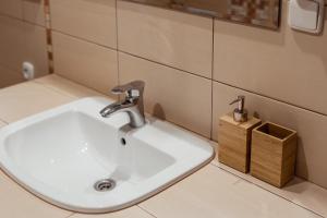 Koupelna v ubytování Apartmány Hrady + 37 fotografií