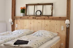 Katil atau katil-katil dalam bilik di Heinfling Chalet Essing
