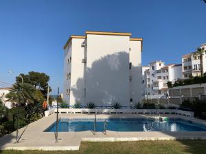 Bazén v ubytovaní Sol Ohana Apartamento Boutique alebo v jeho blízkosti