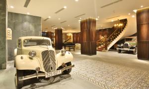 Gambar di galeri bagi Dong Duong Hotel & Suites - Afternoon Tea Inclusive - Very Central di Da Nang