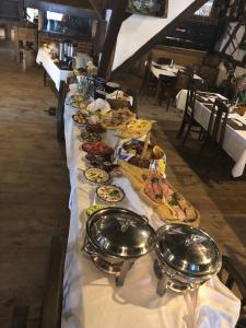 Jedlo v ubytovaní bed & breakfast alebo blízkom okolí