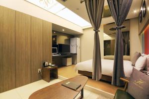 Gallery image of H Drive Hotel in Iksan