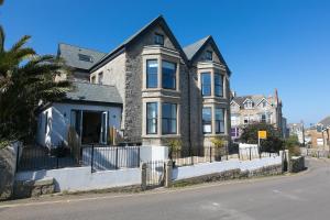 Gallery image of Sea Scapes in St Ives