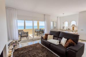 Гостиная зона в Beach View Playa Del Moral
