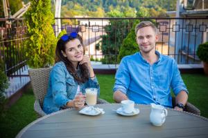 Goście zatrzymujący się w obiekcie Hotel *** NAT Krynica Zdrój