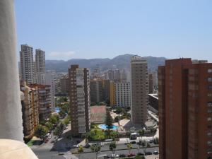 vue d'une ville avec de hauts bâtiments dans l'établissement San Francisco - Fincas Arena, à Benidorm