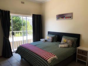 Gallery image of 12 Greenpoint Guesthouse in Cape Town