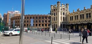 バレンシアにあるEdificio Tiziano Mercado Centralのギャラリーの写真