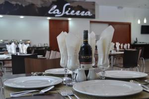 Ресторан / где поесть в Hotel Tativan