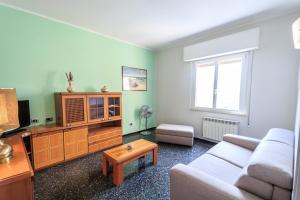 Posedenie v ubytovaní Appartamento a 5 minuti dal mare