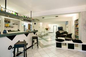 Kuchyň nebo kuchyňský kout v ubytování Hotel Camay