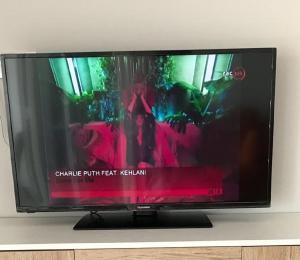 TV a/nebo společenská místnost v ubytování Apartamento Salou Vistas Mar - Piscina