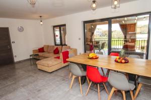 ポレッチにあるApartment Tina with Jacuzziのギャラリーの写真 +45枚の写真