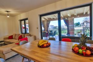 ポレッチにあるApartment Tina with Jacuzziのギャラリーの写真