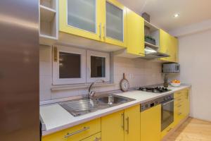 Galeriebild der Unterkunft Apartment Nikolina Šibenik Croatia Adriatic Sea NP Krka NP Kornati in Šibenik