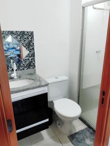 Kúpeľňa v ubytovaní Apt alto padrão todo mobiliado e decorado em cond. Fechado
