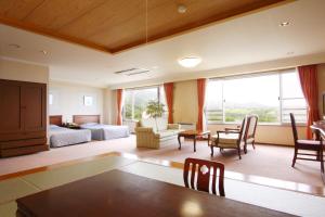 Uma área de estar em Shiretoko Daiichi Hotel