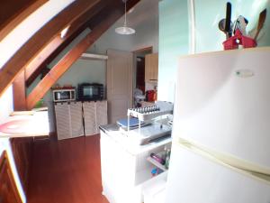 Kuhinja oz. manjša kuhinja v nastanitvi Appartement Les Bougainvilliers Vue Mer