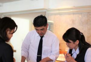 Hotel Yokosuka的员工
