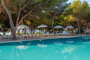 Kép Iberostar Waves Club Cala Barca All Inclusive szállásáról Portopetróban a galériában