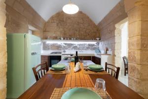 Η κουζίνα ή μικρή κουζίνα στο Casa Florean Centro Storico Lecce