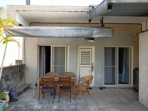 Rõdu või terrass majutusasutuses Formosa Backpackers Hostel & Apartment（青年民宿）