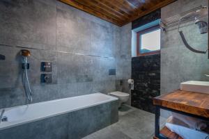 A bathroom at Apartmany Krasvill