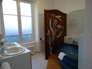 Gallery image of La Granitiere Maison de Charme in Saint-Vaast-la-Hougue