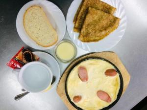 Opciones de desayuno disponibles en Voyage Hotel Complex
