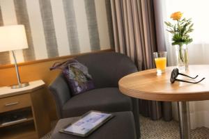 Uma área de estar em Maritim Hotel Stuttgart