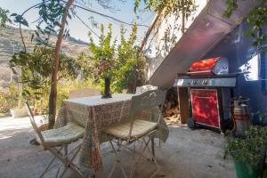 Fotografie z fotogalerie ubytování Casa Cueva Muntasal v destinaci Monachil