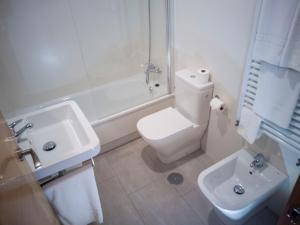 Koupelna v ubytování Hotel Abadi