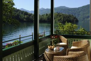 Peisaj natural din apropierea acestui hotel