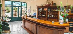 Lounge nebo bar v ubytování Hotel Montenegrino