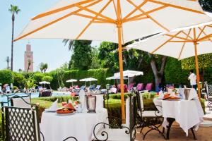 Zahrada ubytování Chems Hotel