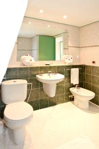 Koupelna v ubytování Chems Hotel