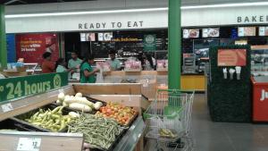 Supermercato o altri negozi della stanza in casa privata o nelle vicinanze