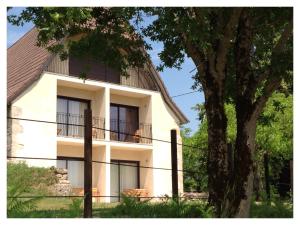 Fotografie z fotogalerie ubytování A L'Ombre du Tilleul v destinaci Comiac + 23 fotografií